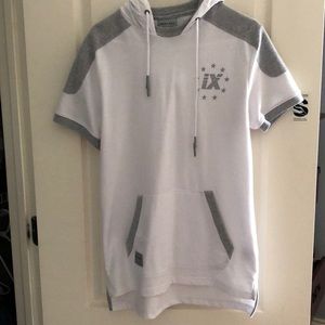 Short sleeve hoodie